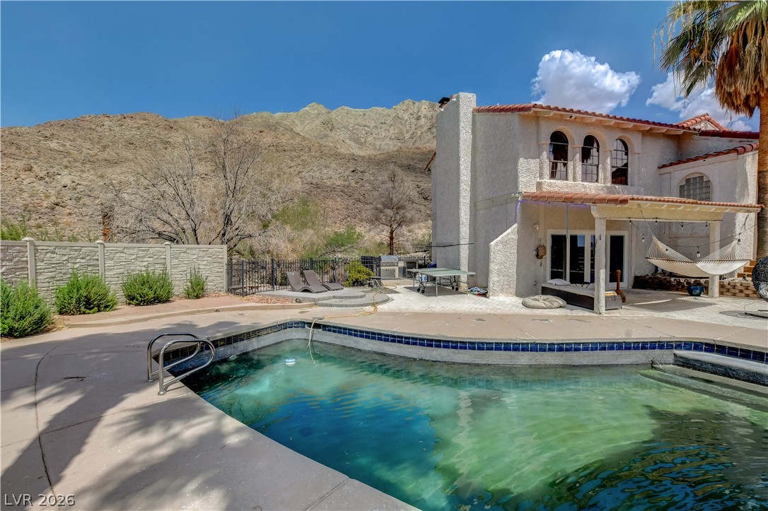 672 Los Feliz Street Las Vegas NV 89110