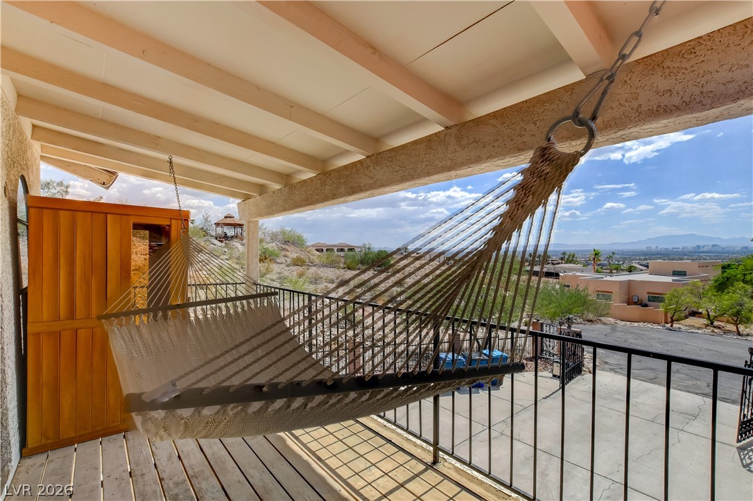 672 Los Feliz Street Las Vegas NV 89110