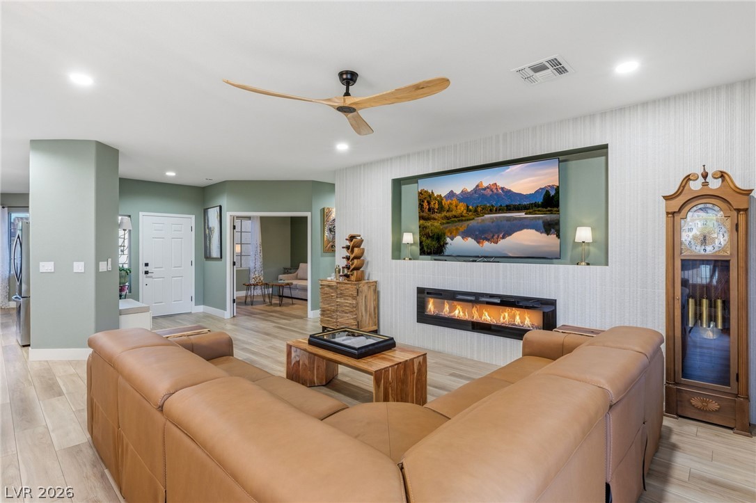 3110 Scotts Valley Drive Henderson NV 89052