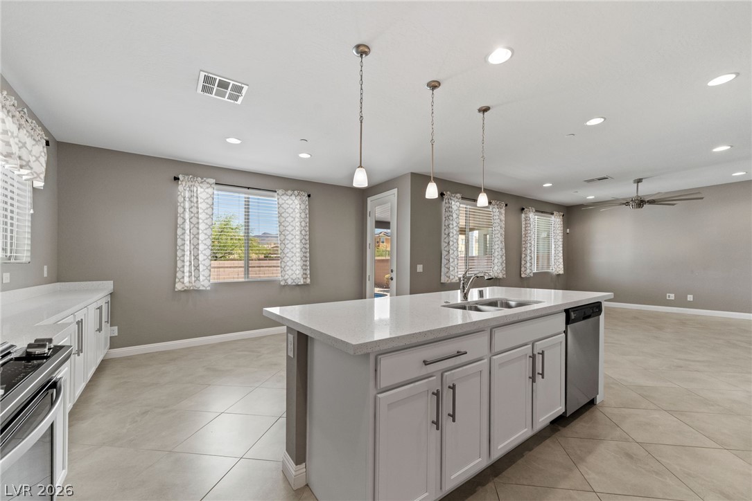 2462 Sylvan Hymn Street Henderson NV 89044
