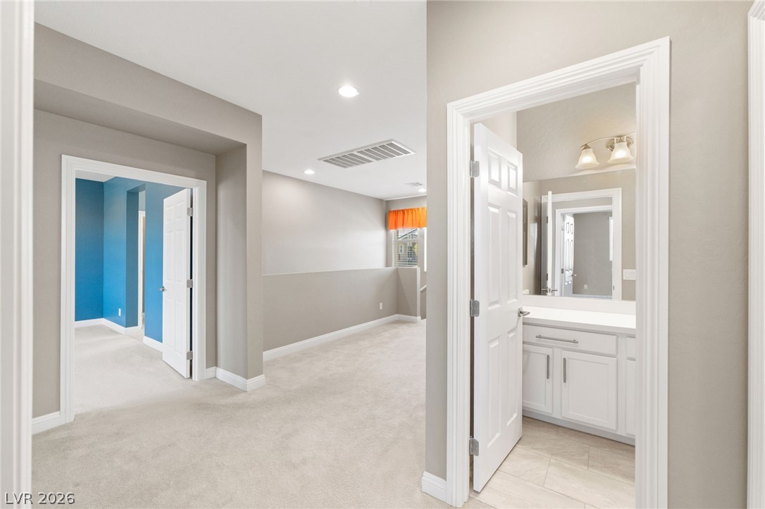 2462 Sylvan Hymn Street Henderson NV 89044