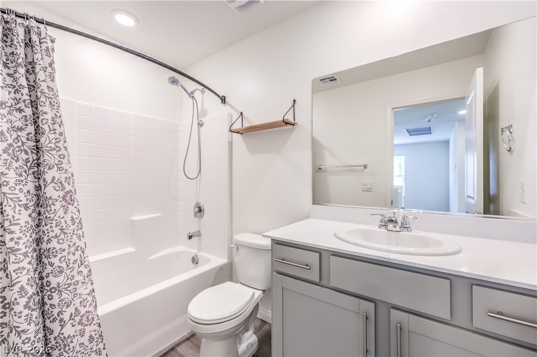5630 Serene Rock Street North Las Vegas NV 89081