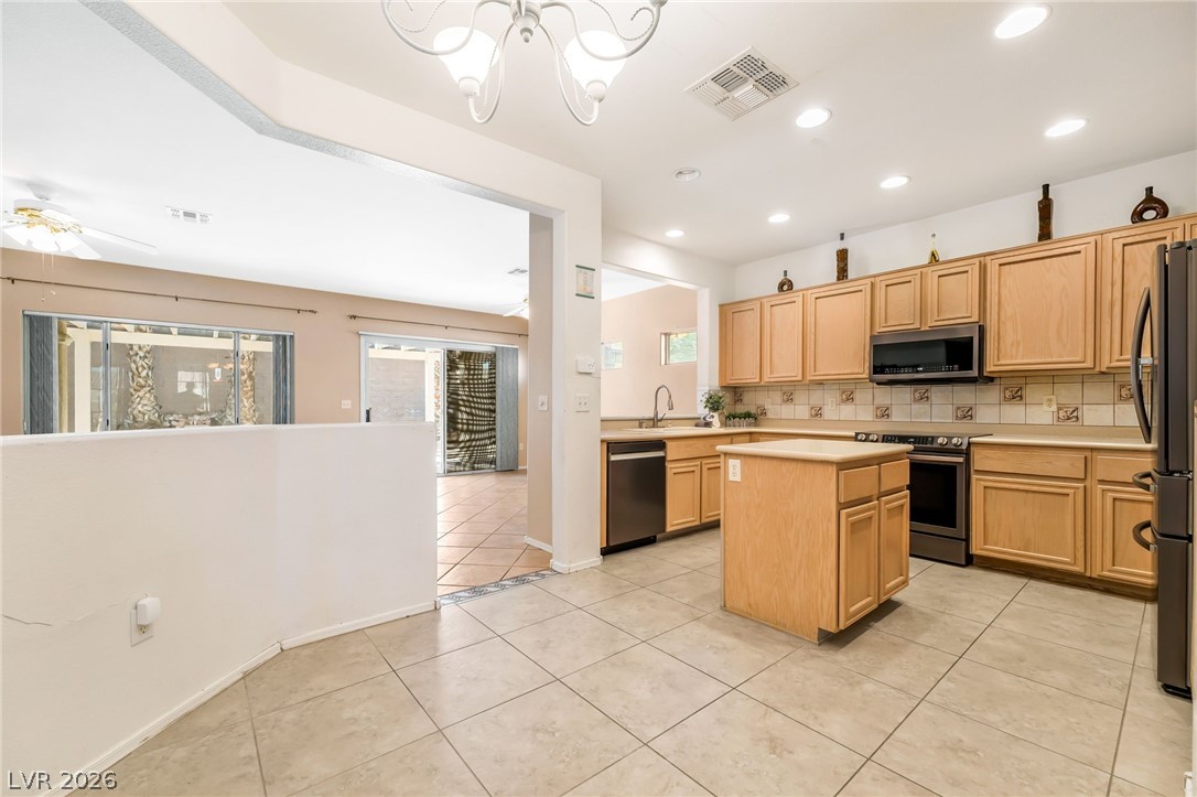 2539 Evansville Avenue Henderson NV 89052
