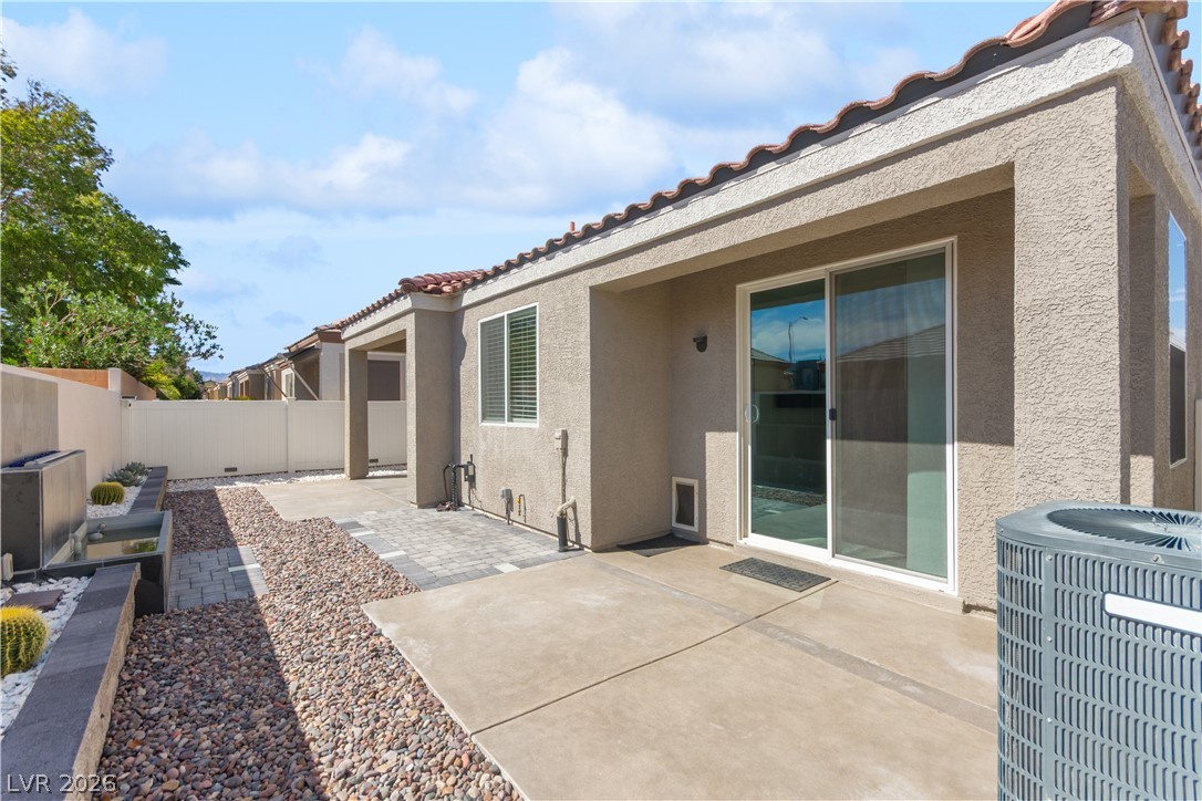 7229 Fountain Village Avenue Las Vegas NV 89113