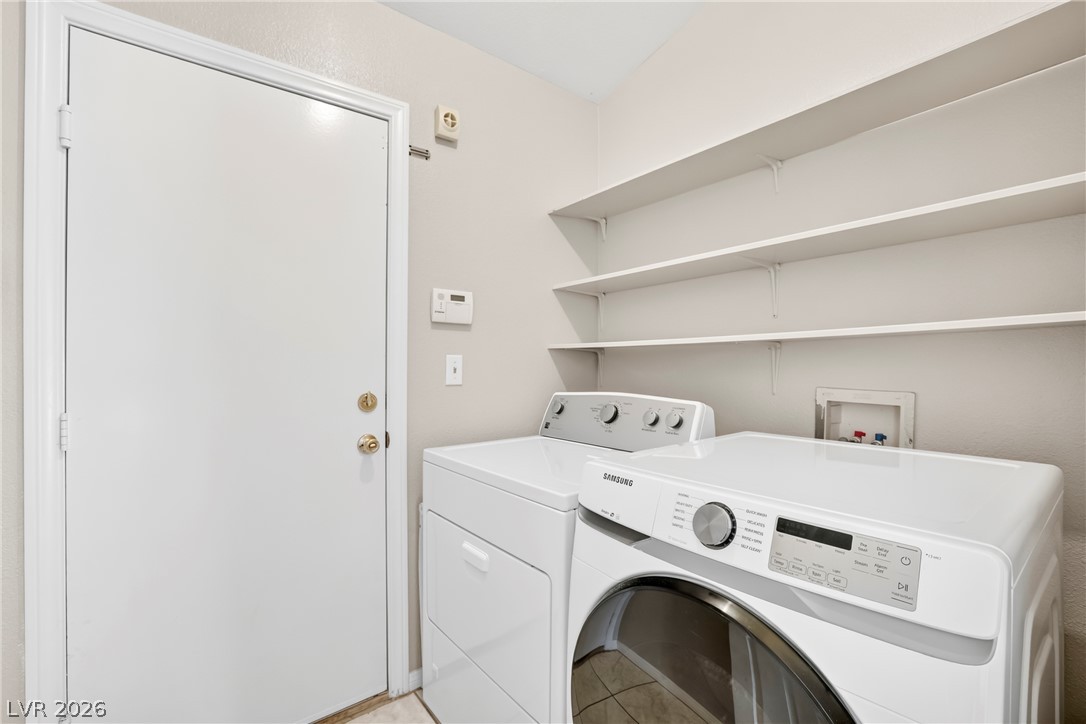 6240 Curlew Drive Las Vegas NV 89122