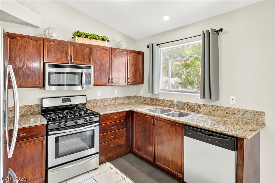 6240 Curlew Drive Las Vegas NV 89122