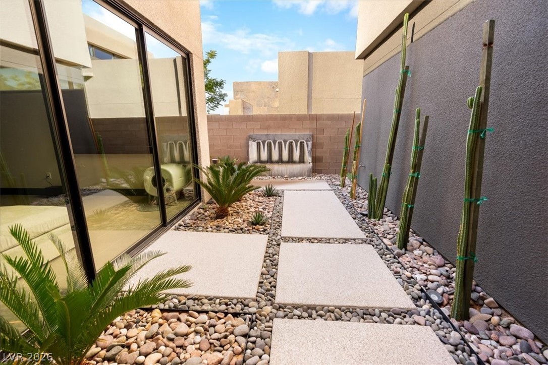 12 Falling Canyon Court Henderson NV 89011