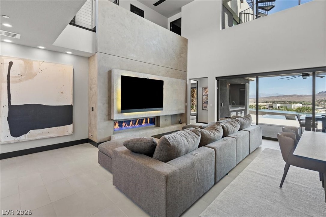 12 Falling Canyon Court Henderson NV 89011