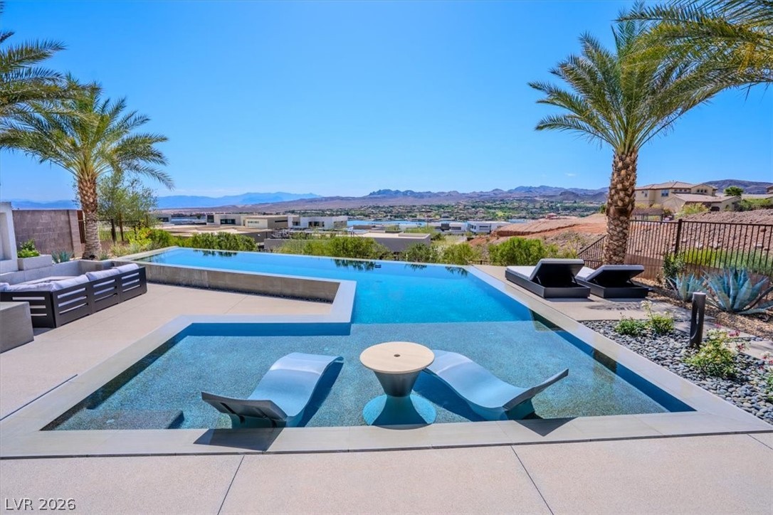 12 Falling Canyon Court Henderson NV 89011