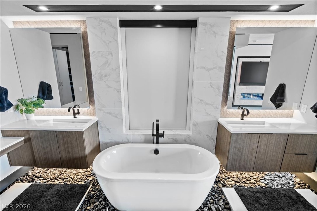 12 Falling Canyon Court Henderson NV 89011