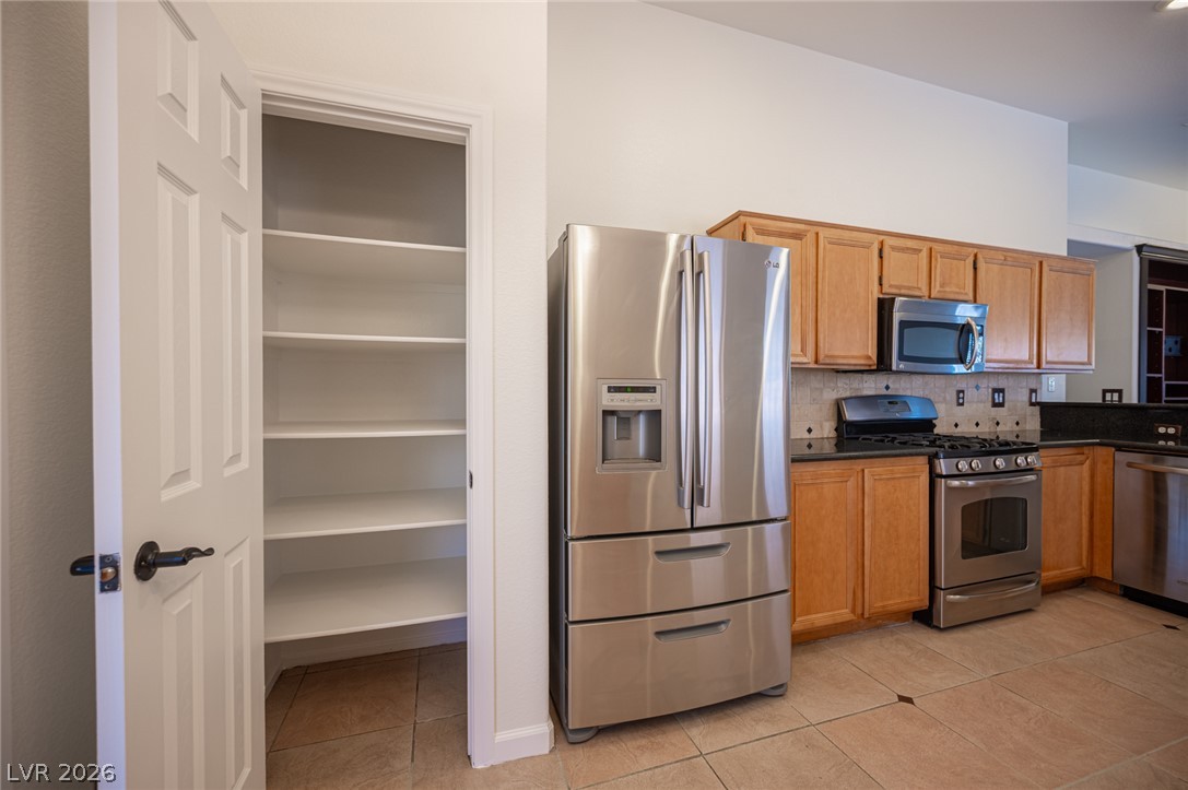 7660 Catalina Harbor Street Las Vegas NV 89131