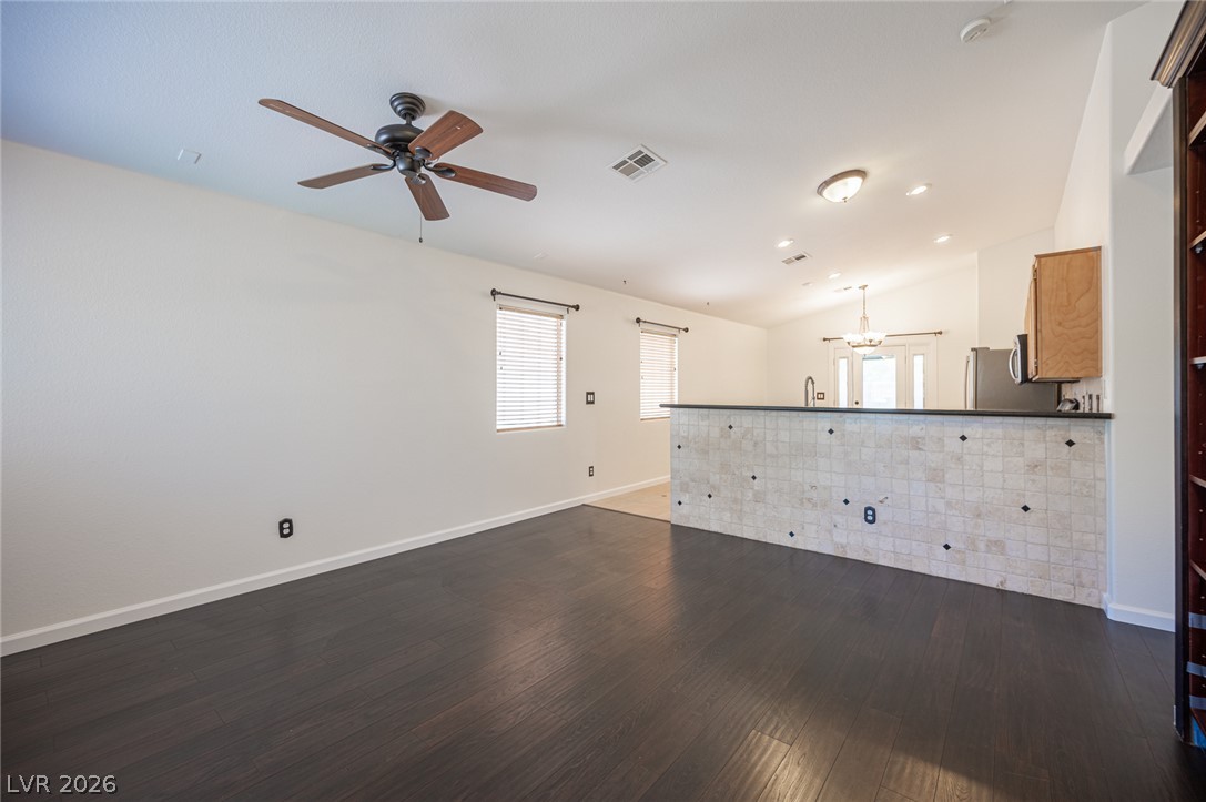 7660 Catalina Harbor Street Las Vegas NV 89131
