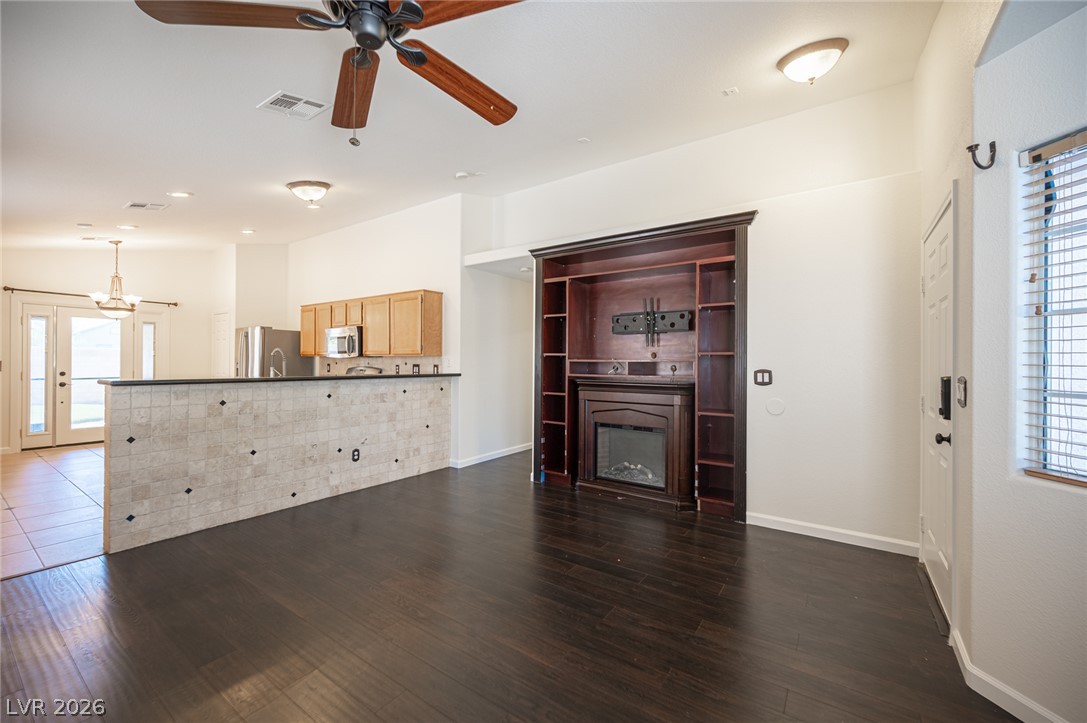 7660 Catalina Harbor Street Las Vegas NV 89131