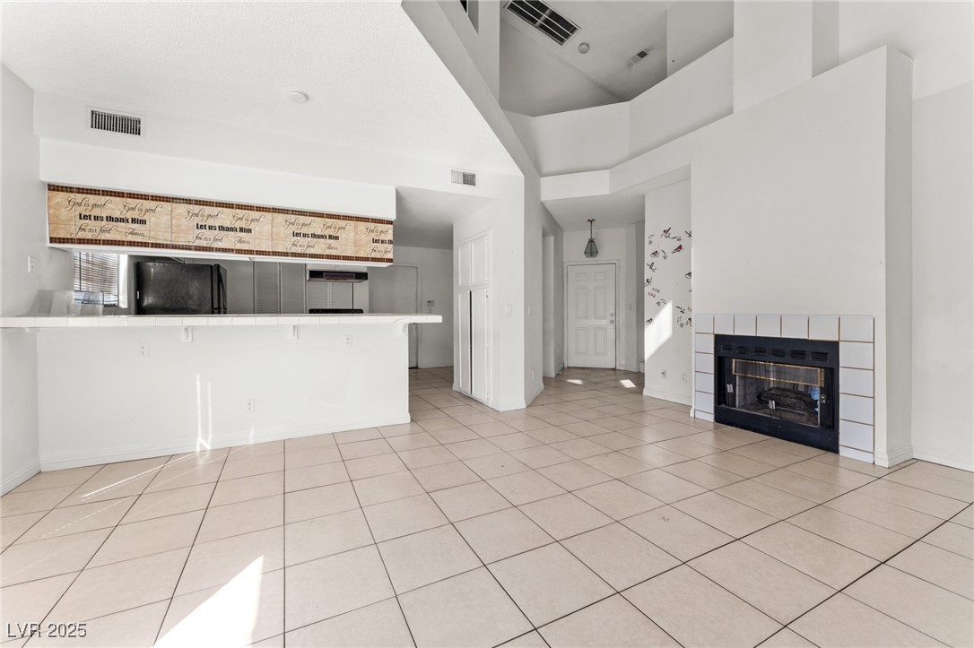 6673 Silver Penny Avenue Las Vegas NV 89108