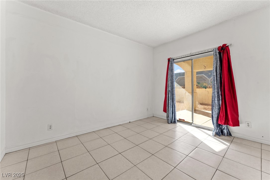 6673 Silver Penny Avenue Las Vegas NV 89108