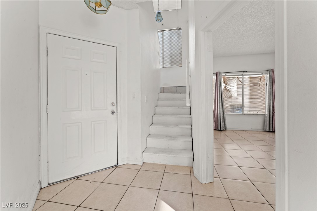 6673 Silver Penny Avenue Las Vegas NV 89108