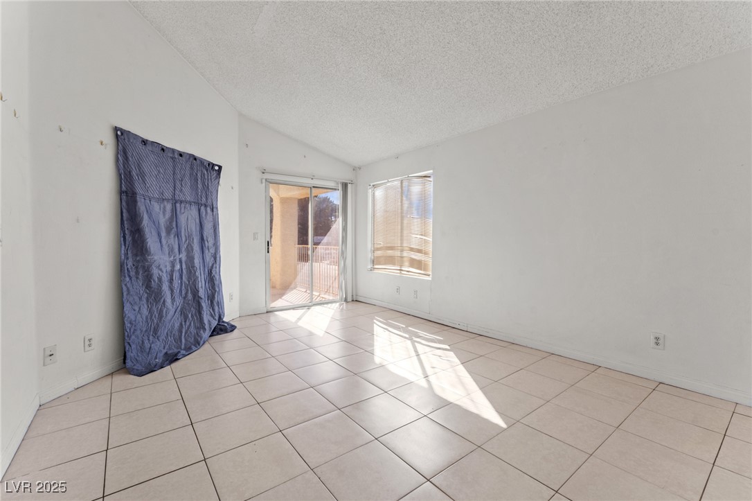 6673 Silver Penny Avenue Las Vegas NV 89108