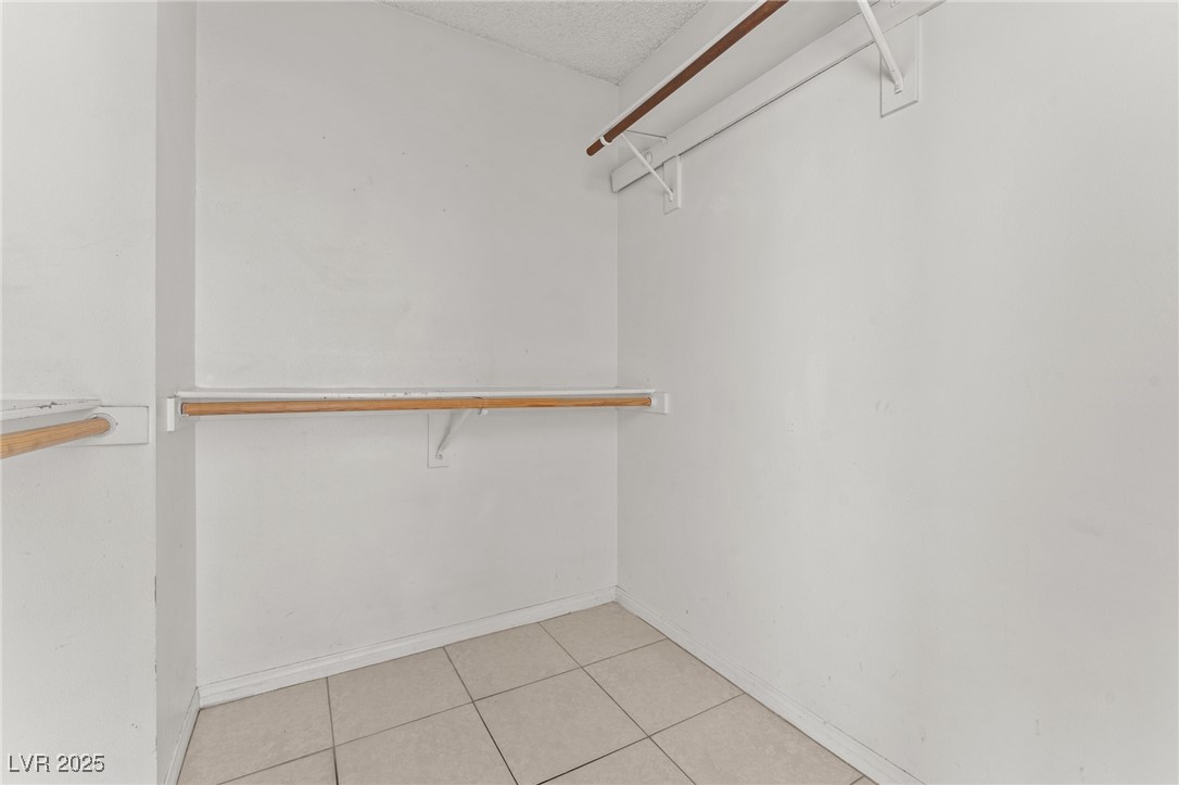 6673 Silver Penny Avenue Las Vegas NV 89108