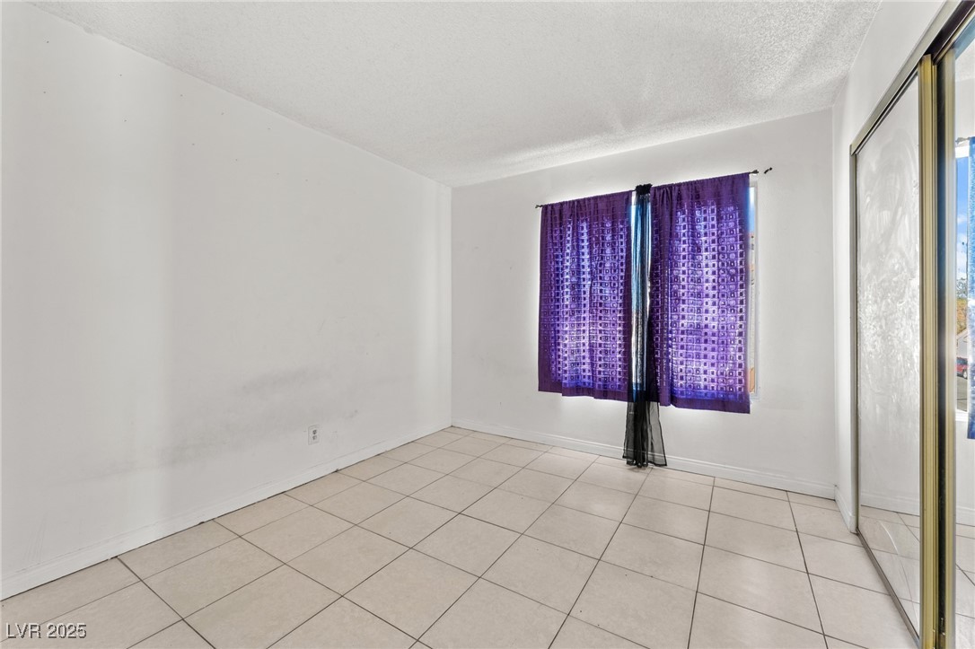 6673 Silver Penny Avenue Las Vegas NV 89108