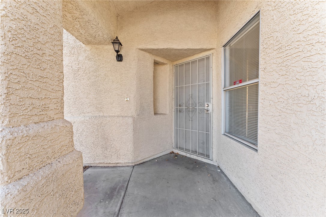 6673 Silver Penny Avenue Las Vegas NV 89108