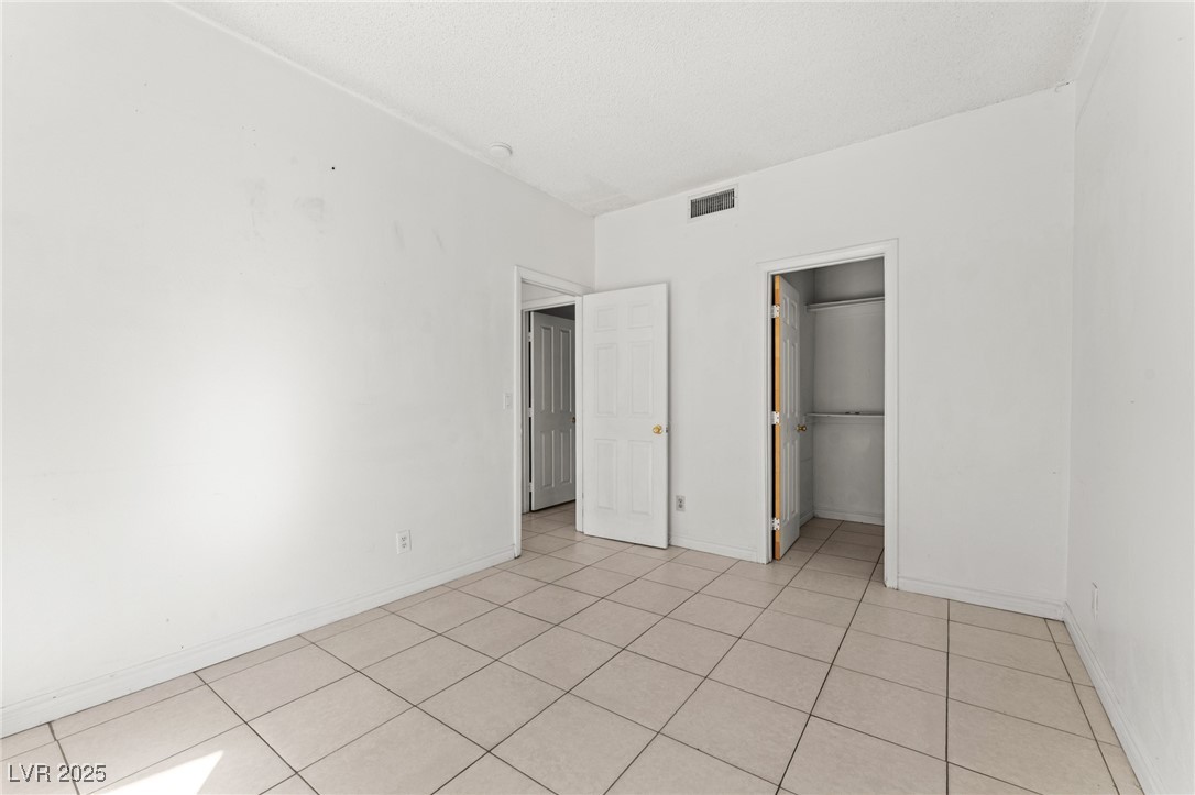 6673 Silver Penny Avenue Las Vegas NV 89108