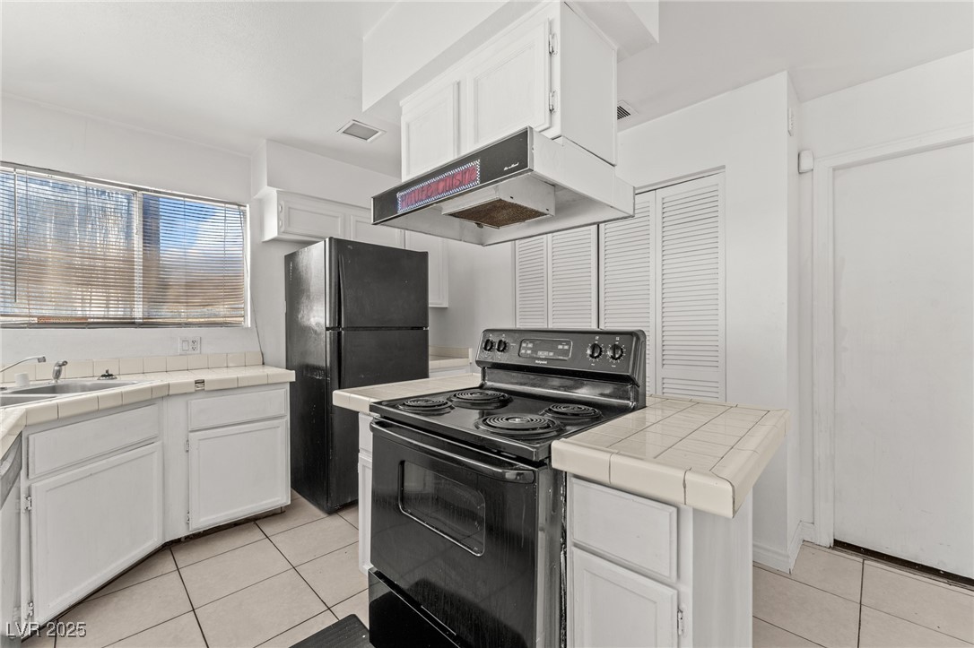 6673 Silver Penny Avenue Las Vegas NV 89108
