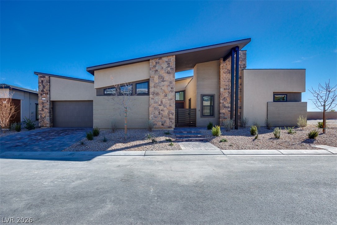 137 Tiller Point Street Las Vegas NV 89138