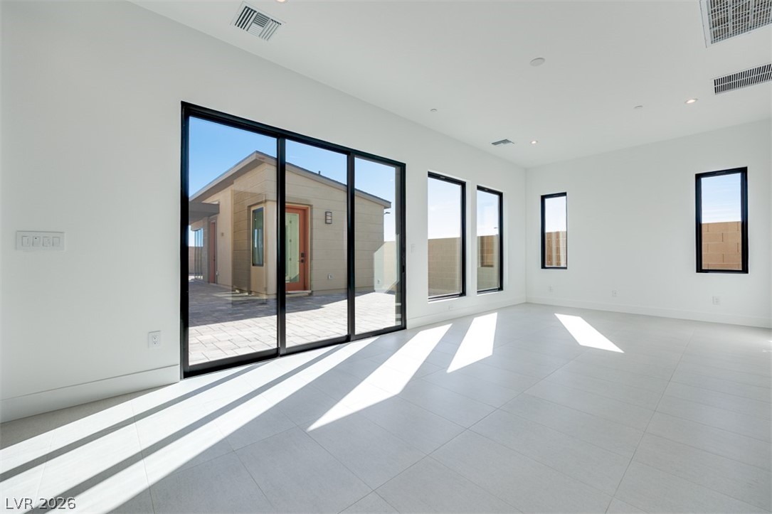 137 Tiller Point Street Las Vegas NV 89138