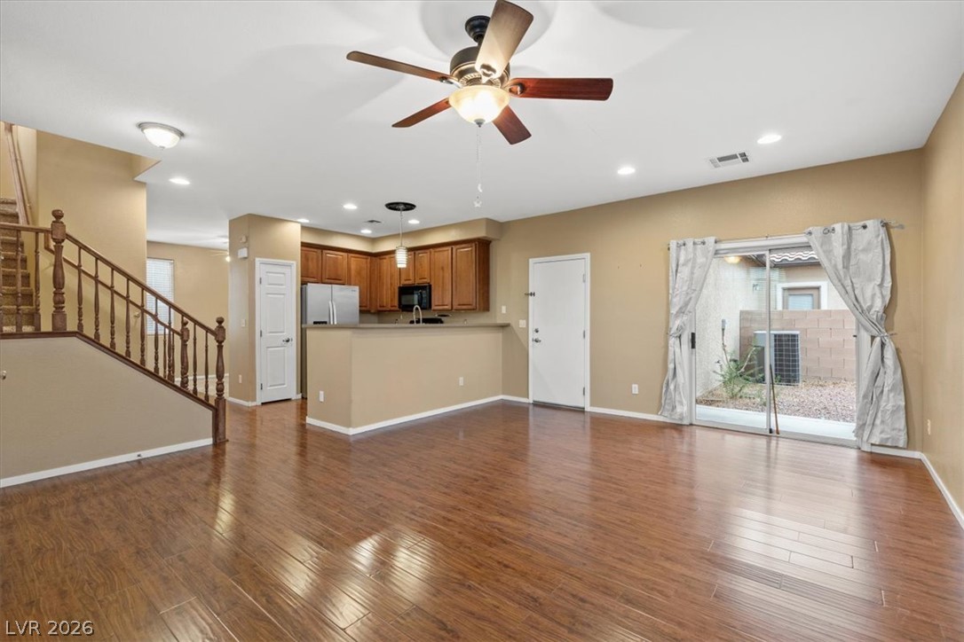 9860 Twilight Walk Avenue Las Vegas NV 89149
