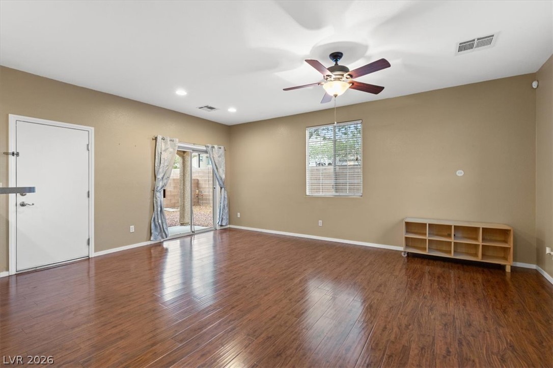 9860 Twilight Walk Avenue Las Vegas NV 89149