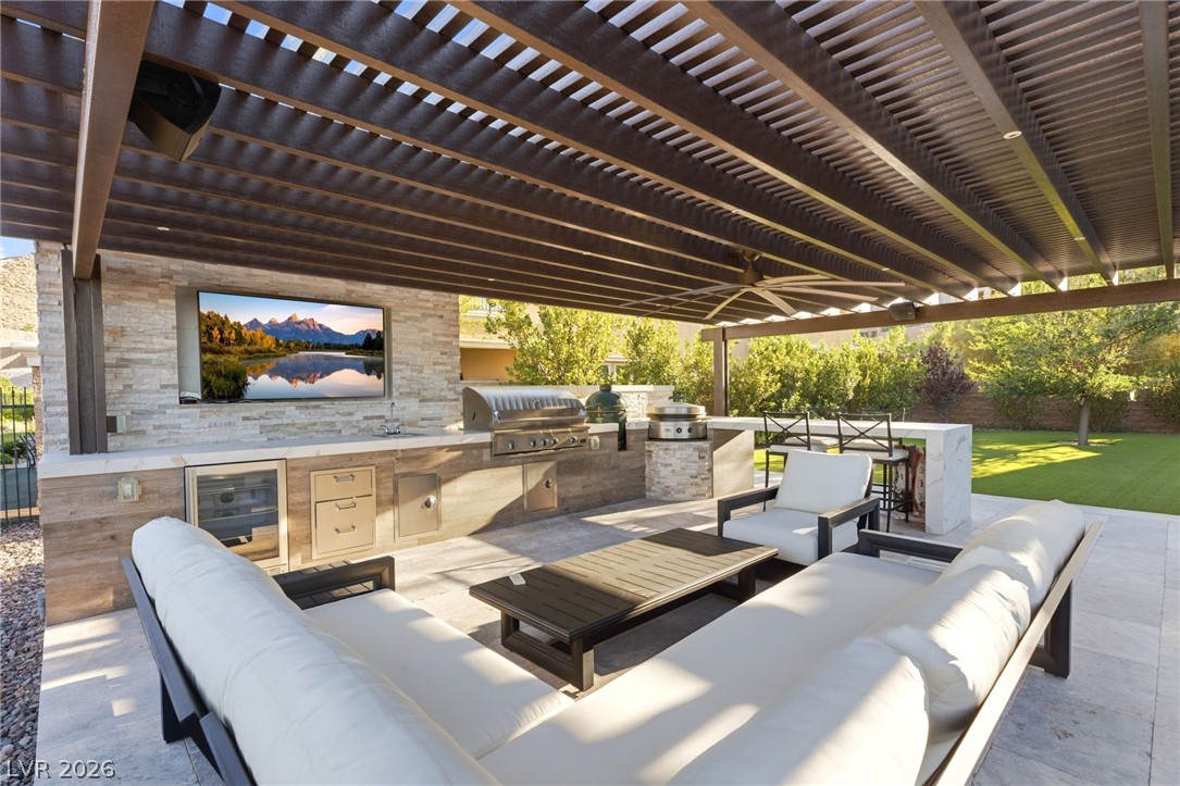 8 Olympia Chase Drive Las Vegas NV 89141