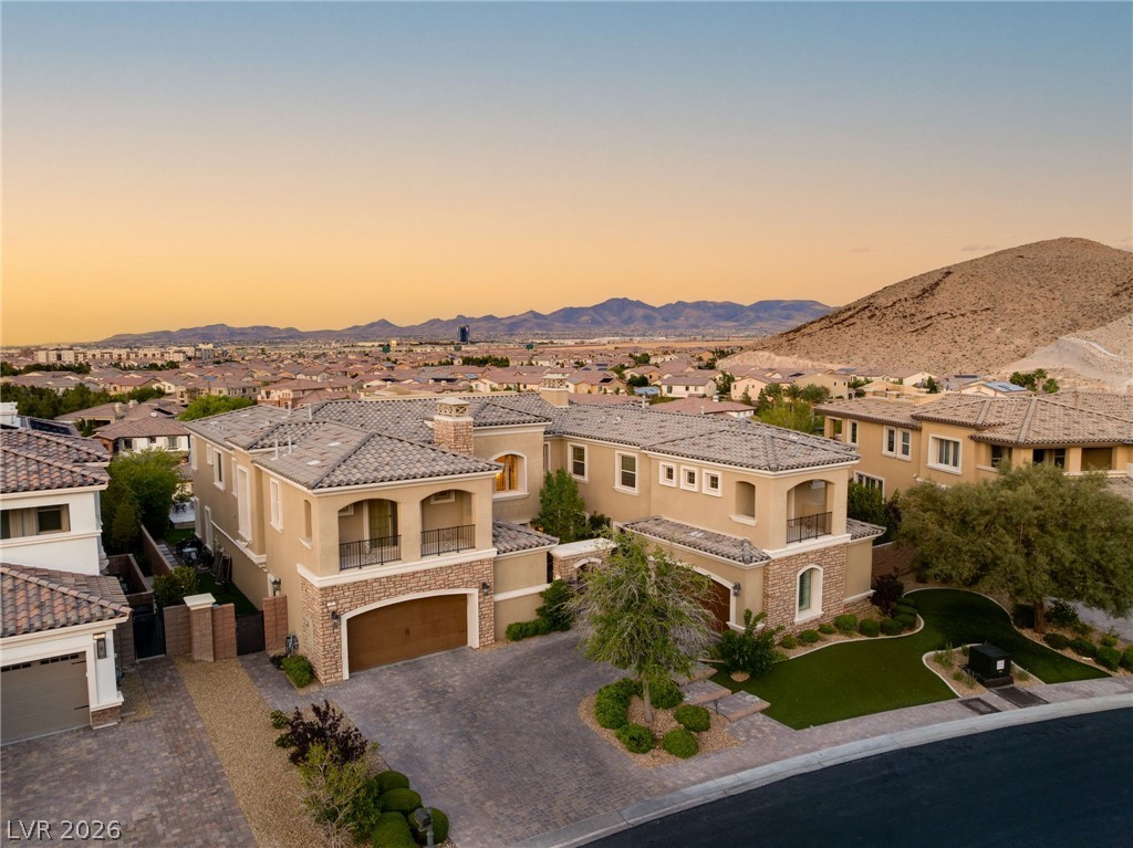 8 Olympia Chase Drive Las Vegas NV 89141
