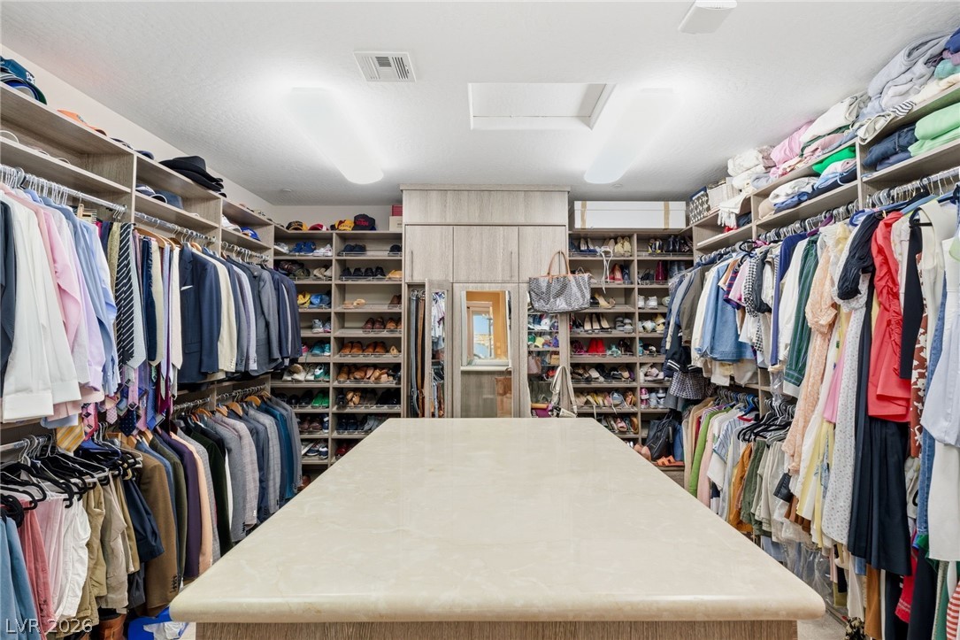 8 Olympia Chase Drive Las Vegas NV 89141