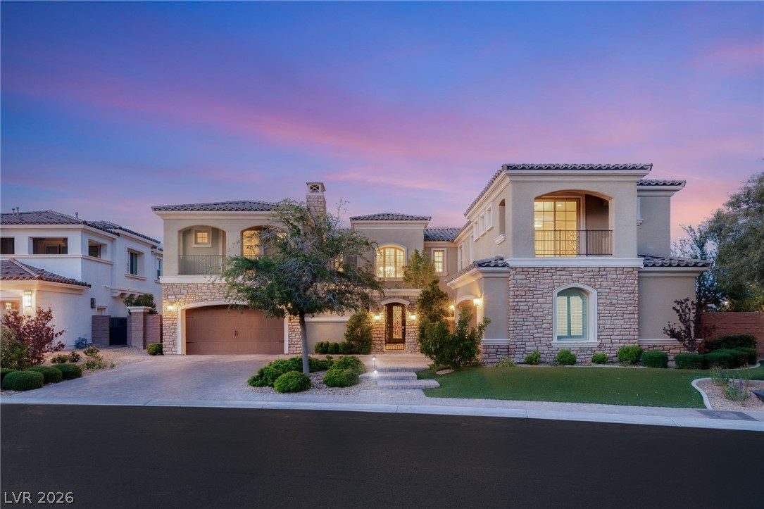 8 Olympia Chase Drive Las Vegas NV 89141