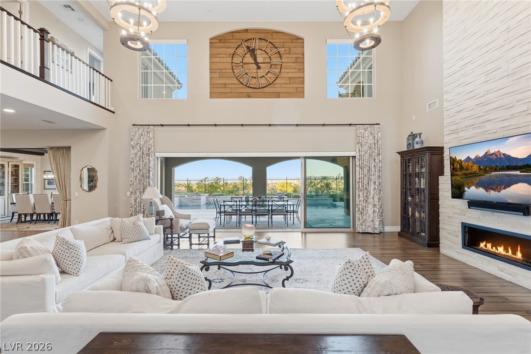 8 Olympia Chase Drive Las Vegas NV 89141
