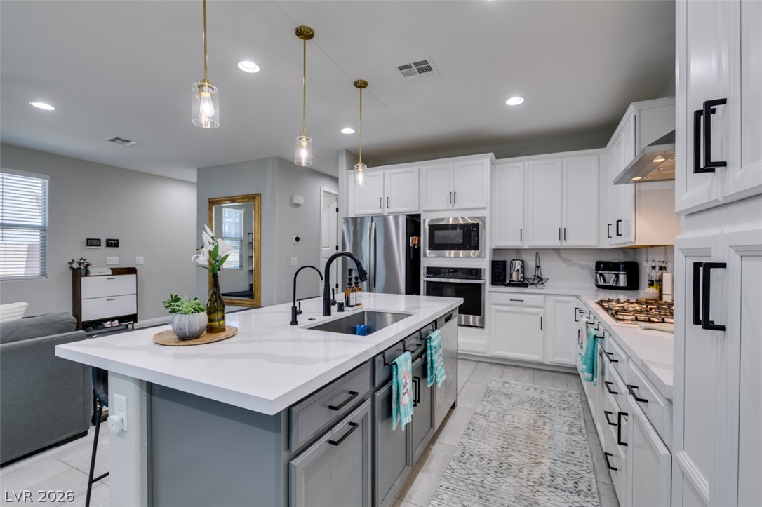 1909 Rini Ridge Avenue North Las Vegas NV 89031