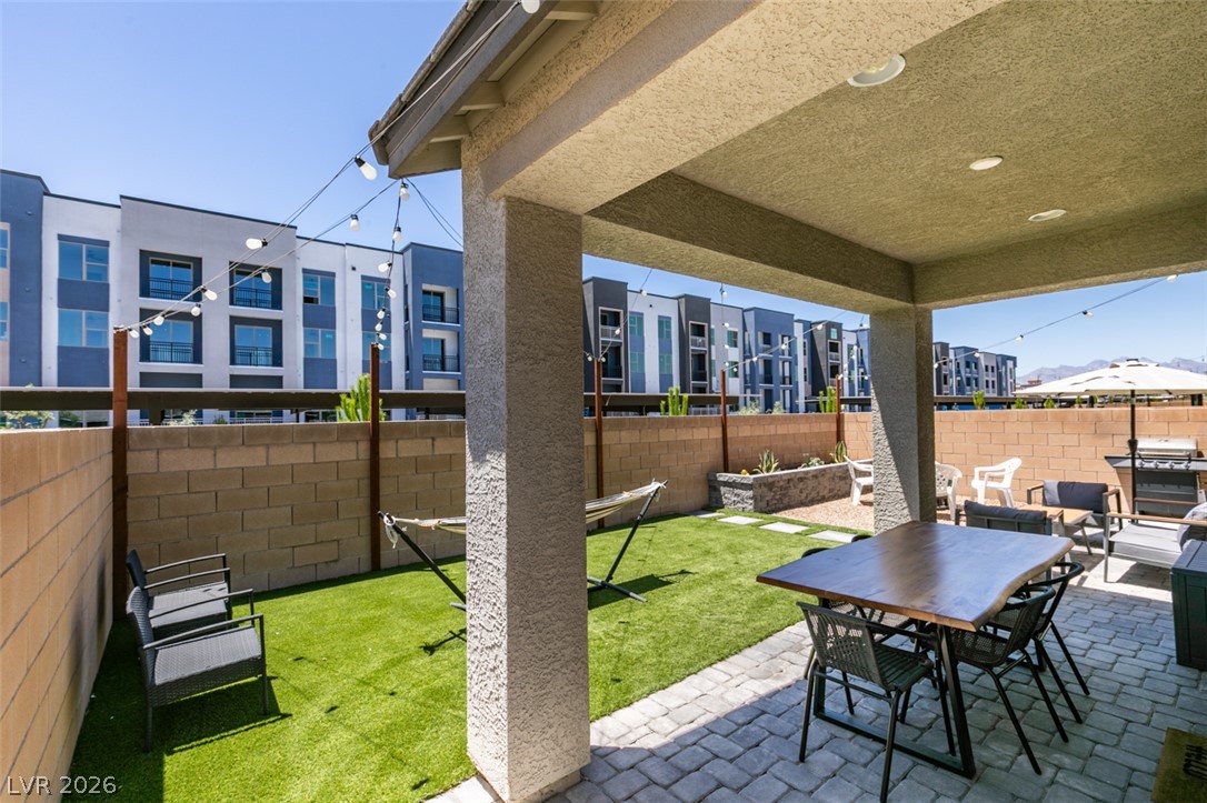 1909 Rini Ridge Avenue North Las Vegas NV 89031
