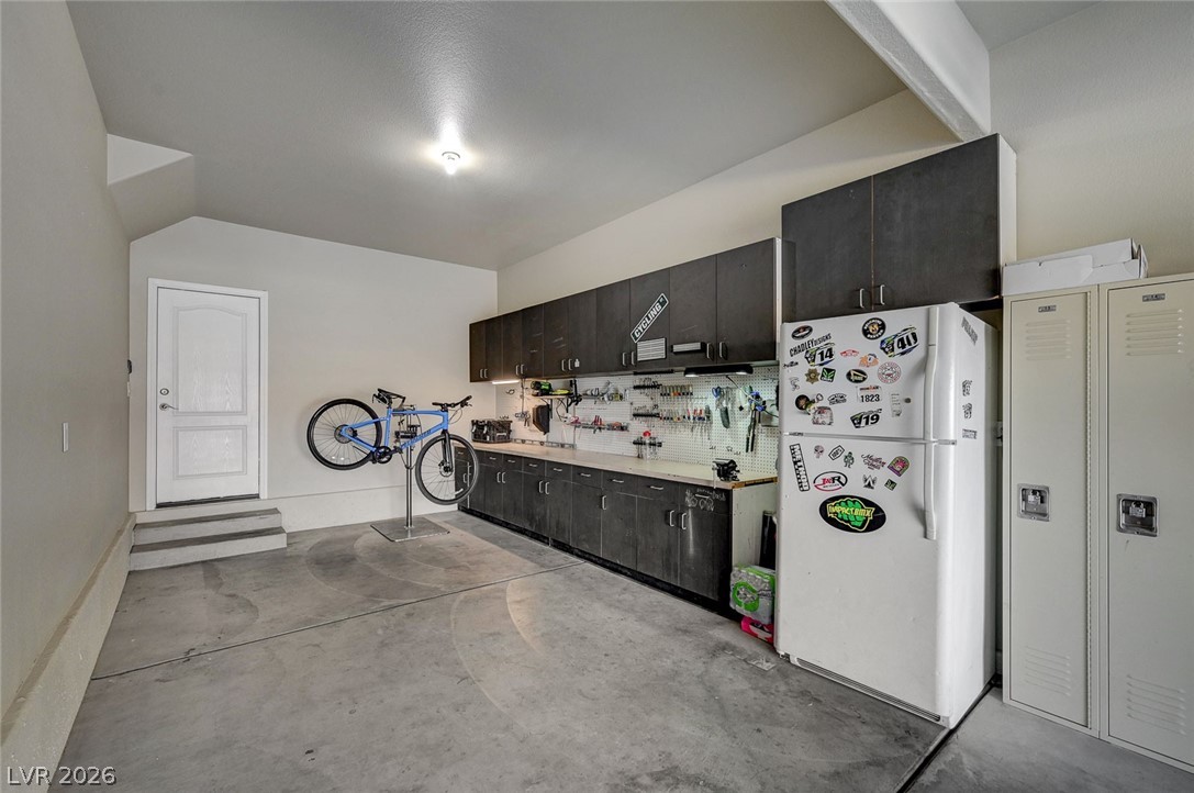 10447 Bush Mountain Avenue Las Vegas NV 89166