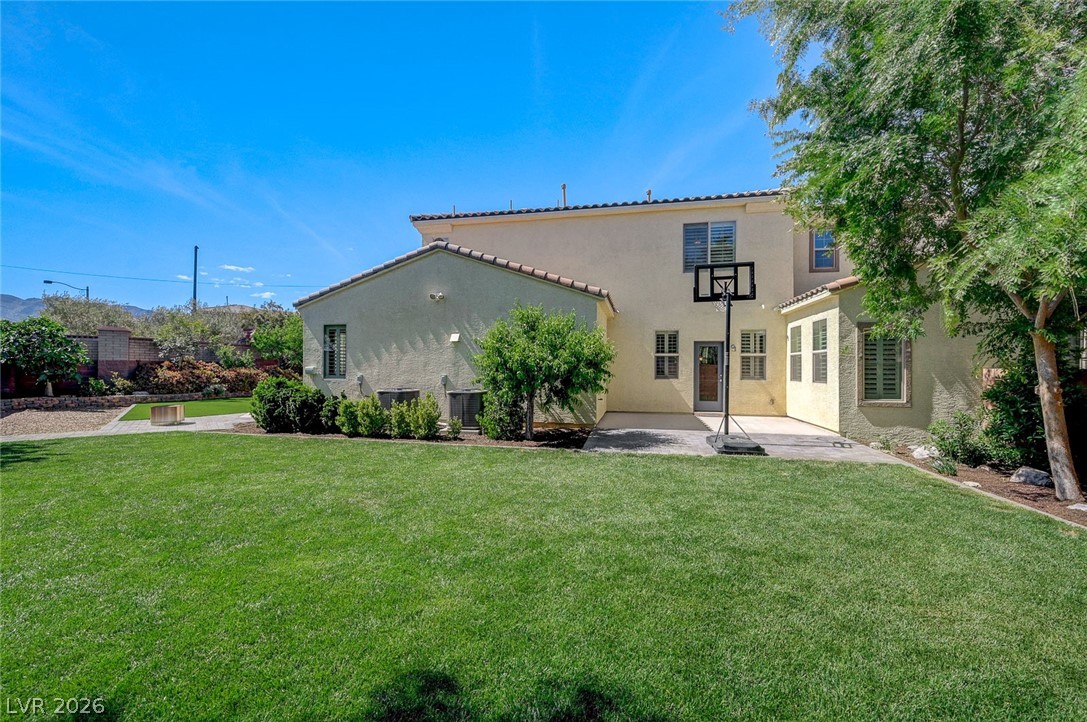 10447 Bush Mountain Avenue Las Vegas NV 89166