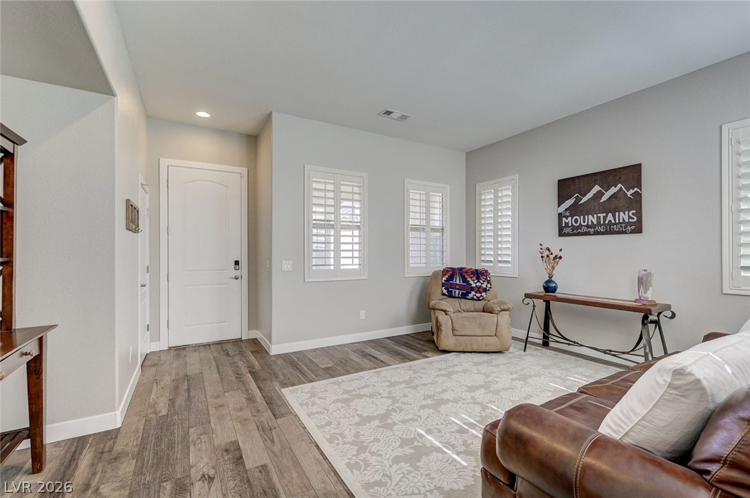 10447 Bush Mountain Avenue Las Vegas NV 89166