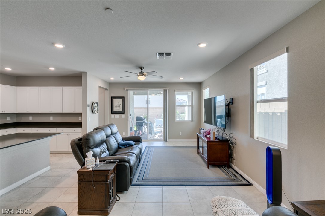 8359 Vinamala Avenue Las Vegas NV 89149