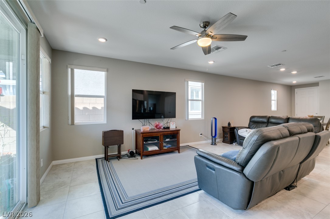 8359 Vinamala Avenue Las Vegas NV 89149