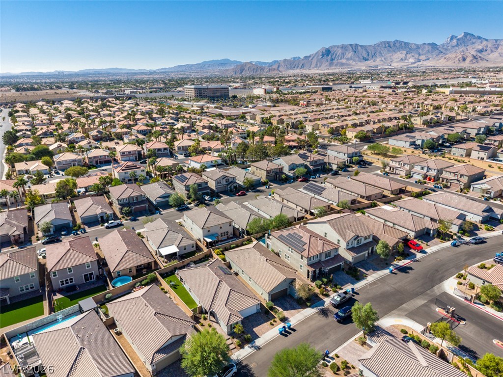 8359 Vinamala Avenue Las Vegas NV 89149