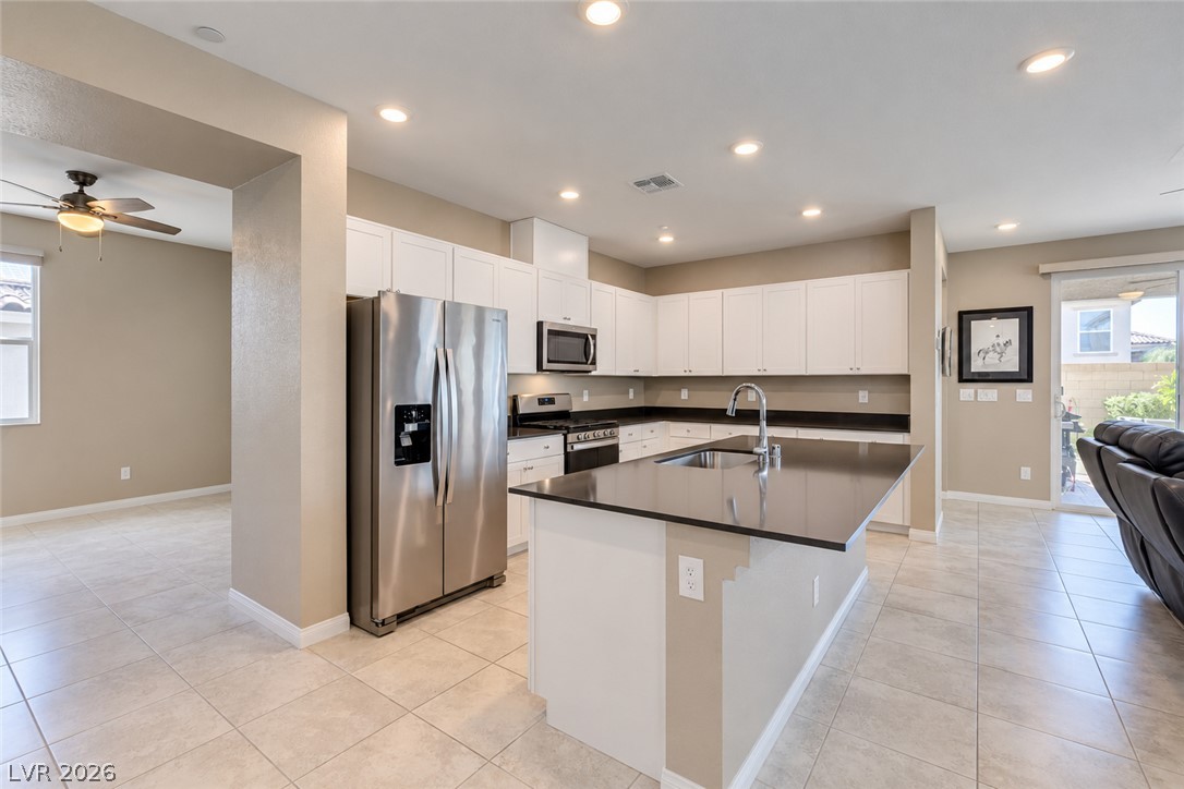 8359 Vinamala Avenue Las Vegas NV 89149