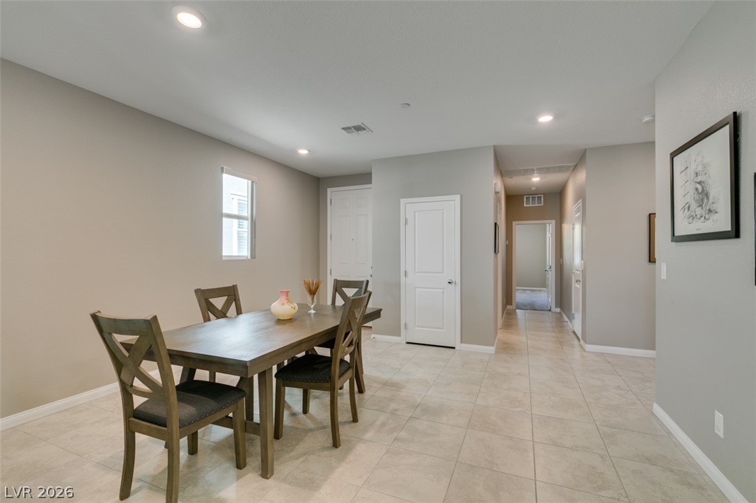 8359 Vinamala Avenue Las Vegas NV 89149