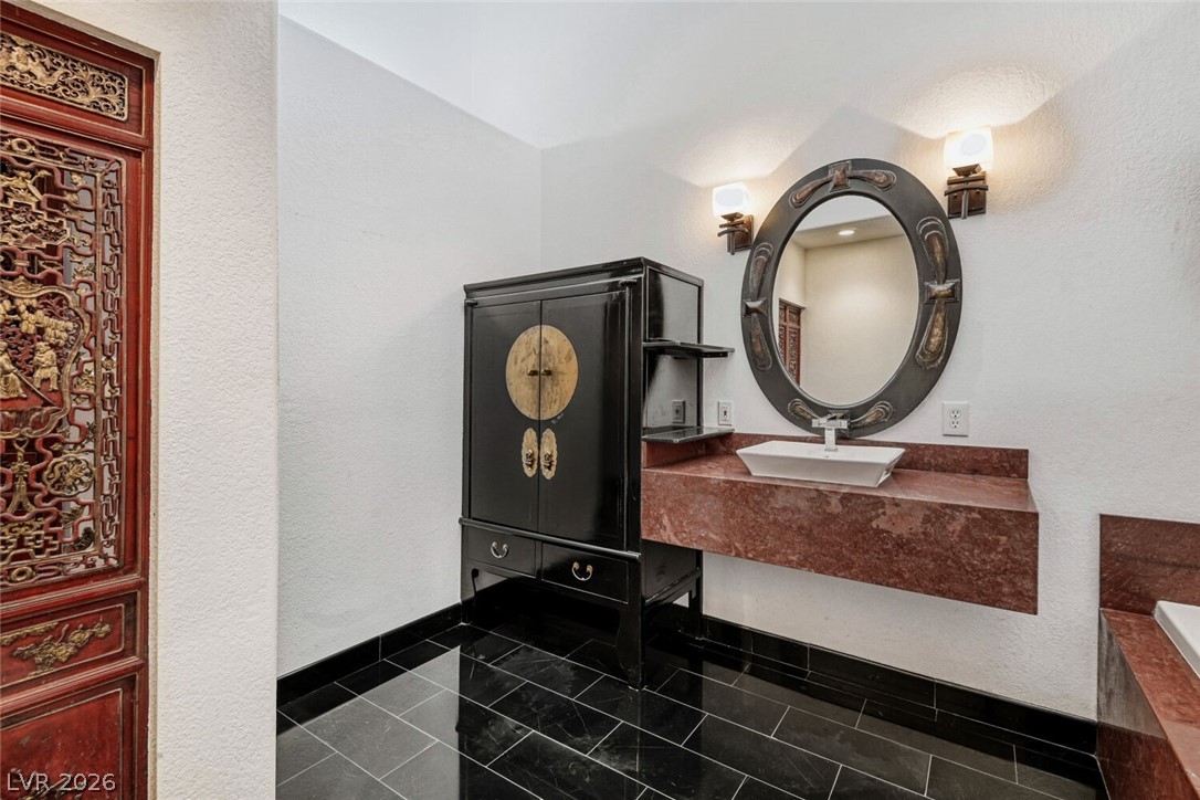 7296 Mission Hills Drive Las Vegas NV 89113