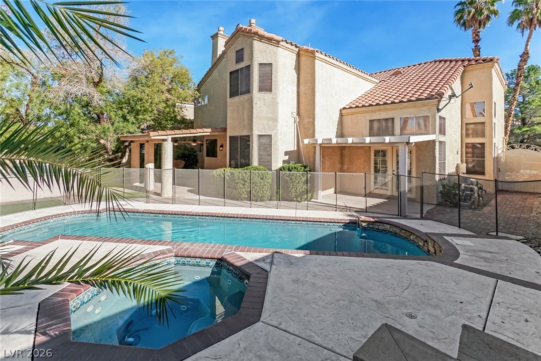 7 Crown Valley Drive Henderson NV 89074