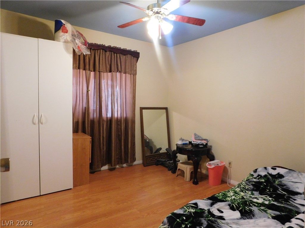 5294 Walnut Avenue Las Vegas NV 89110