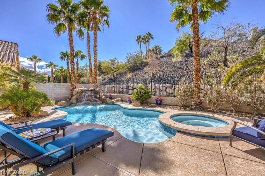 1529 Via Salaria Court Henderson NV 89052