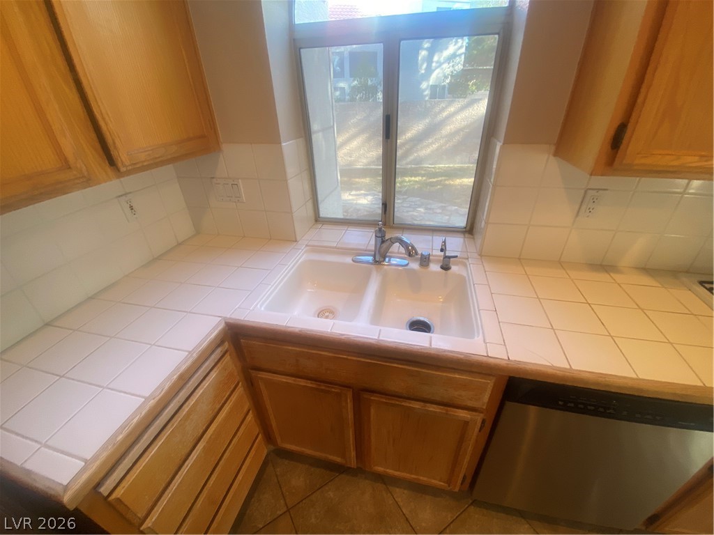 3057 Reef View Street Las Vegas NV 89117